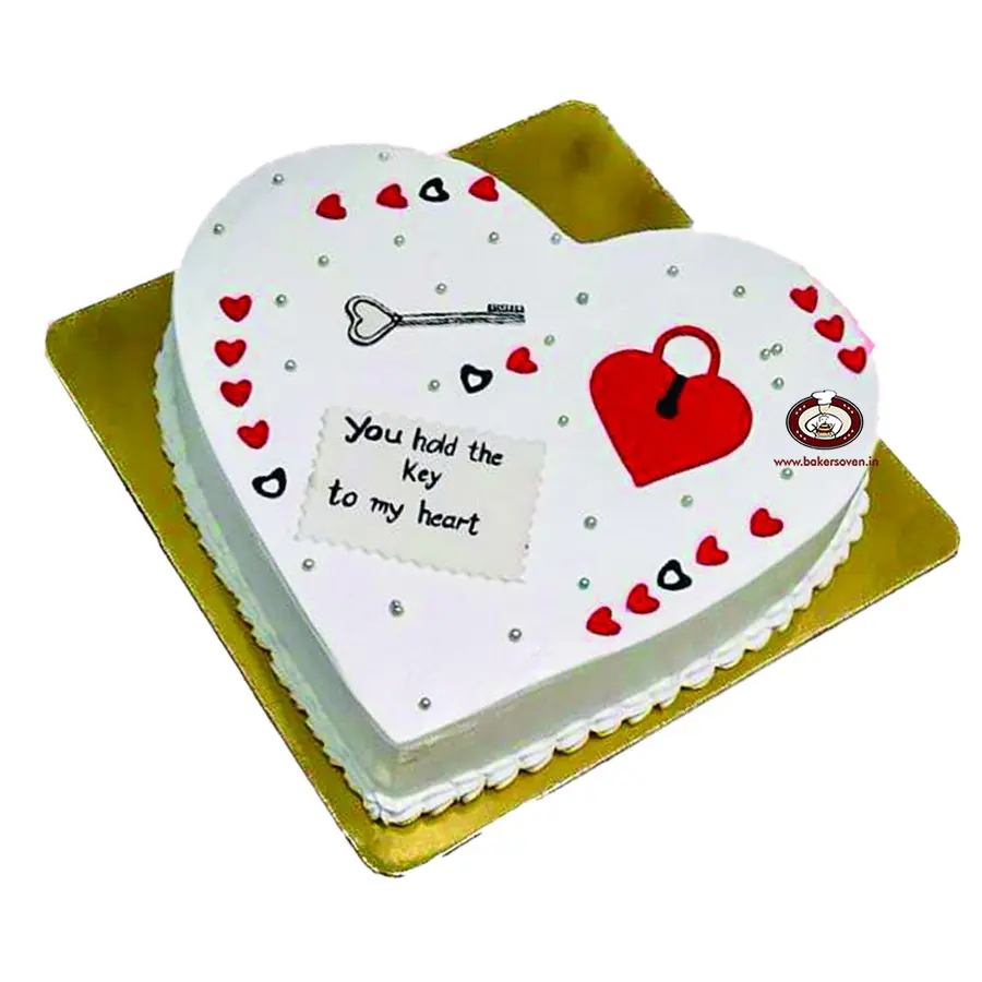 LOCK & KEY HEART CAKE