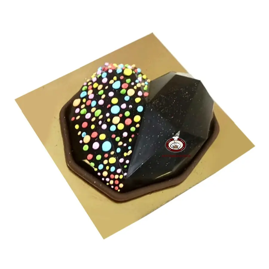 Pinata Black Heart Cake F