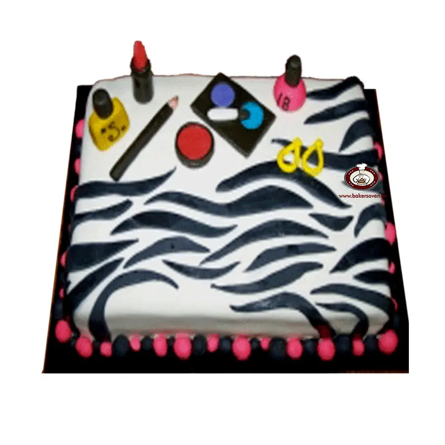 MakeUp Theme Cake 14