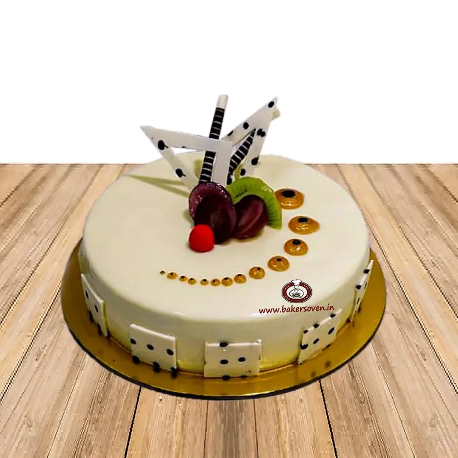 White Choco Strawberry Cake