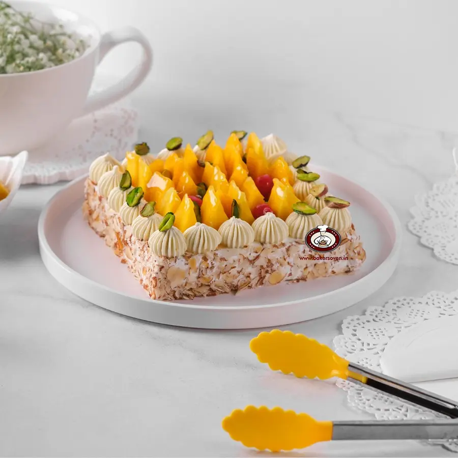 Mango Extravaganza Cake