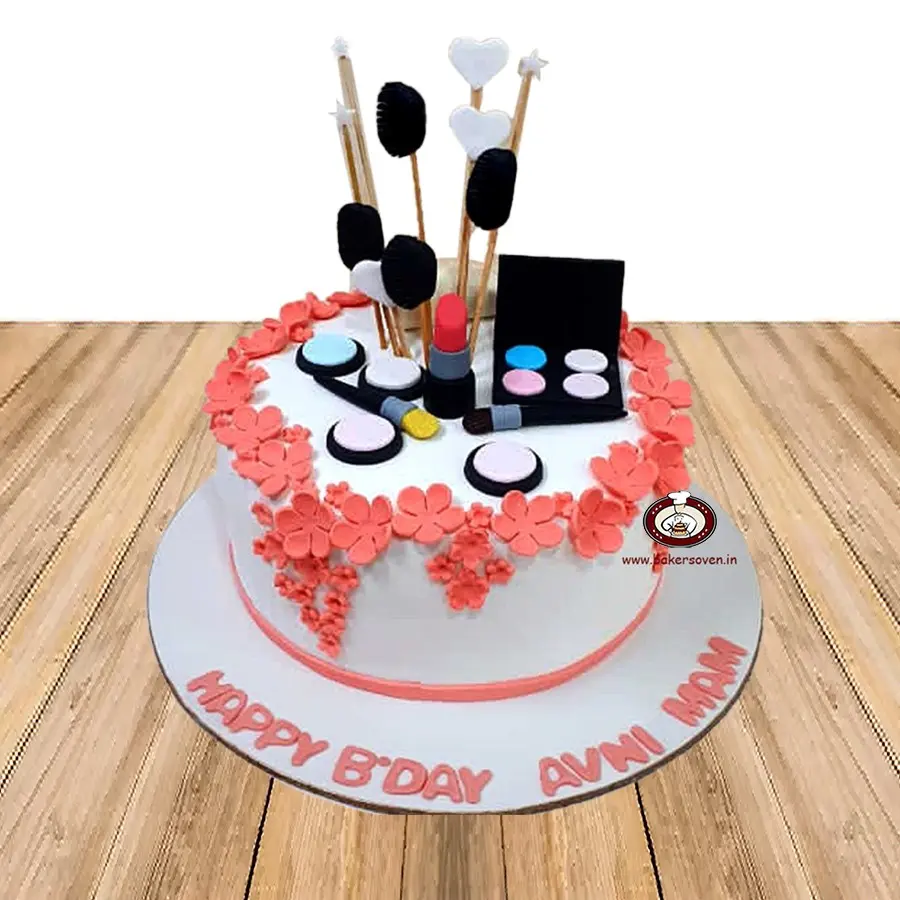 MakeUp Theme Cake 12