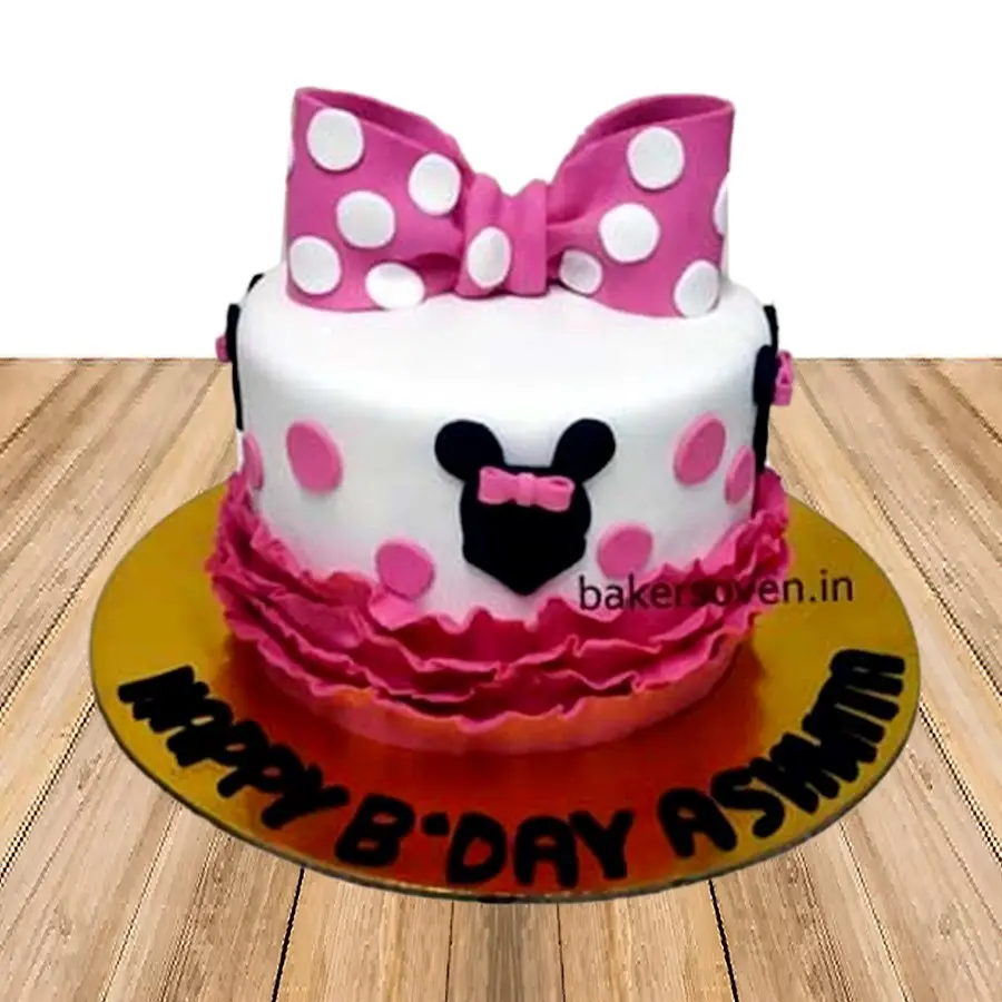 Minnie Mouse Cake B