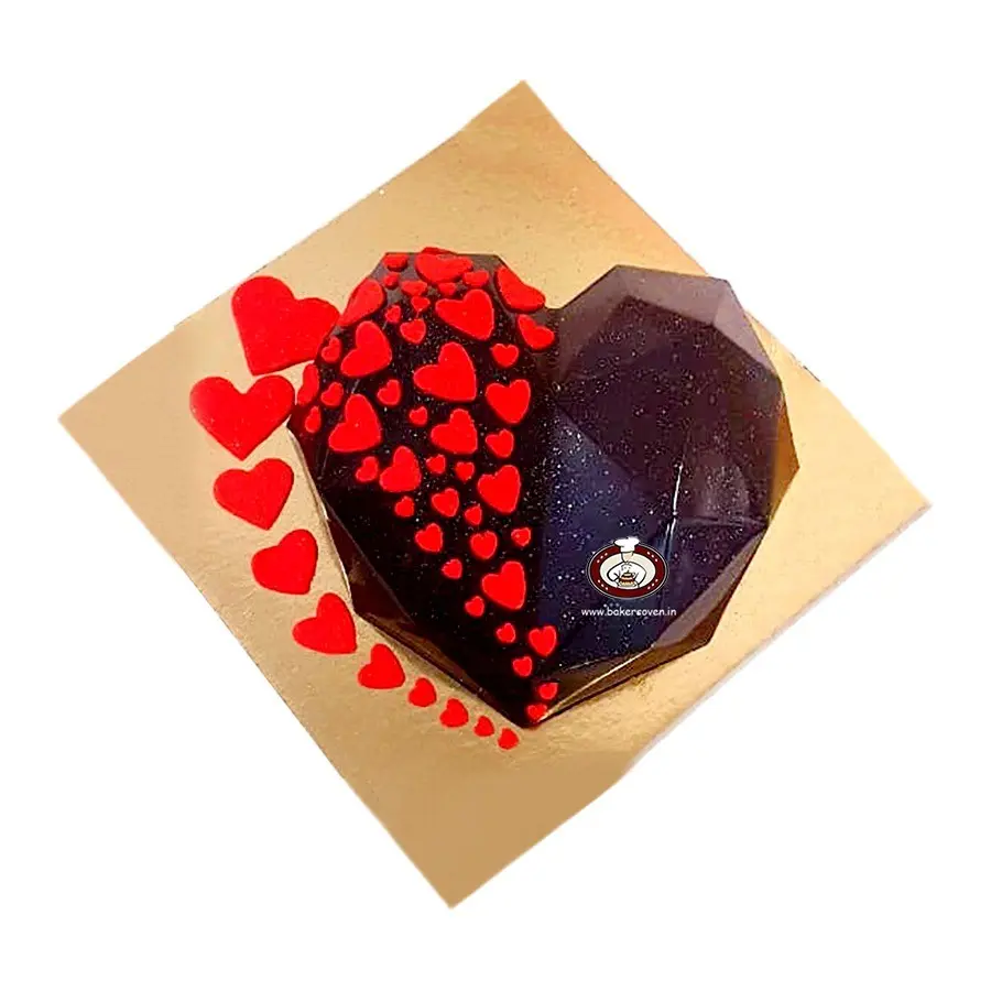 Pinata Black Heart Cake A